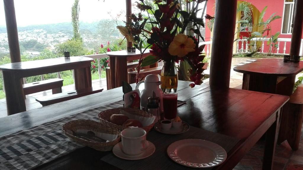 Hostal Tena Naui Dış mekan fotoğraf