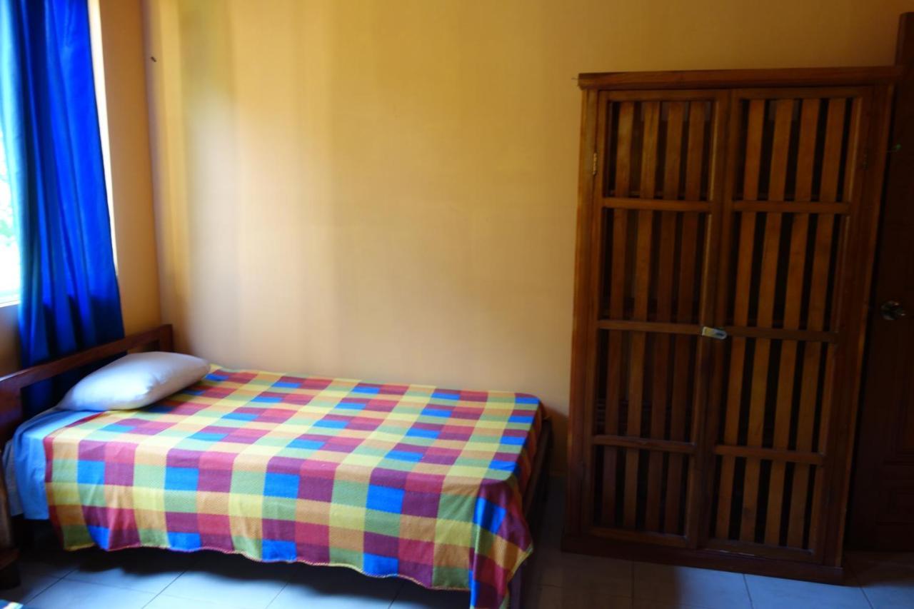 Hostal Tena Naui Dış mekan fotoğraf