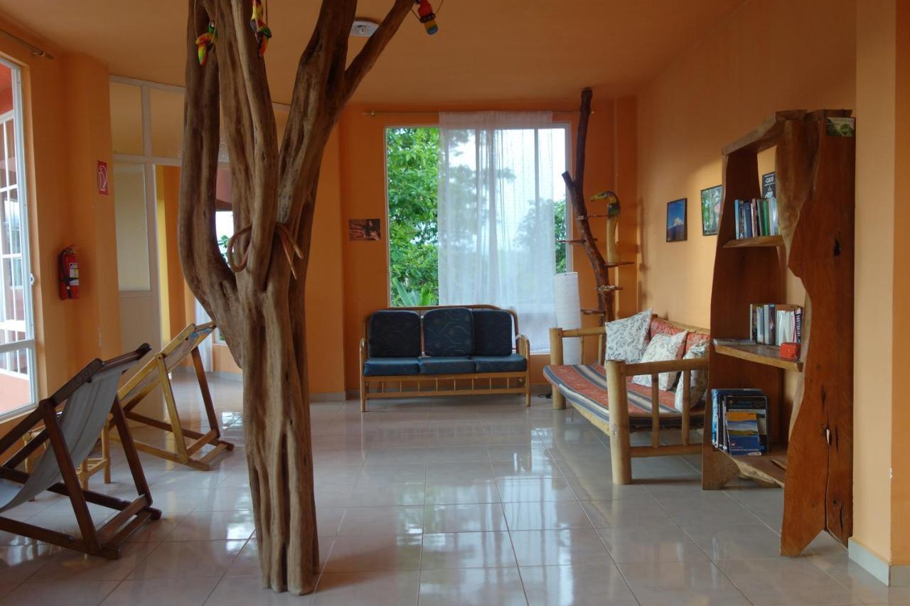 Hostal Tena Naui Dış mekan fotoğraf